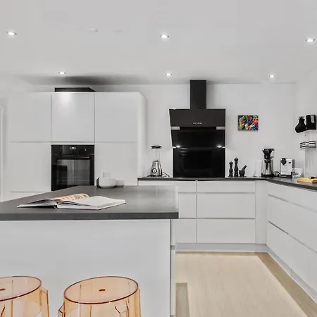 Appartamento 5 Bedroom In C Randers